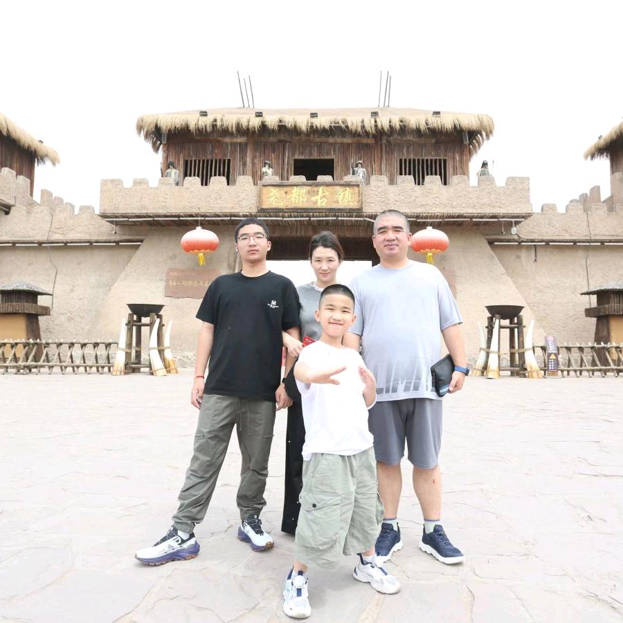 轻舟已过万重山