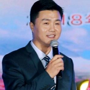李哲