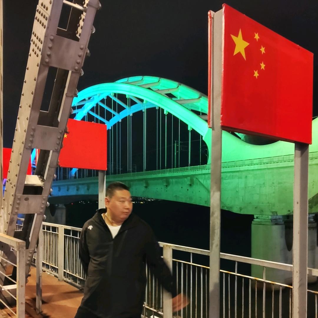 董洪志🇨🇳🇨🇳