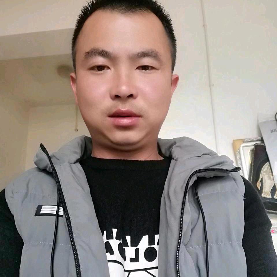 袁明