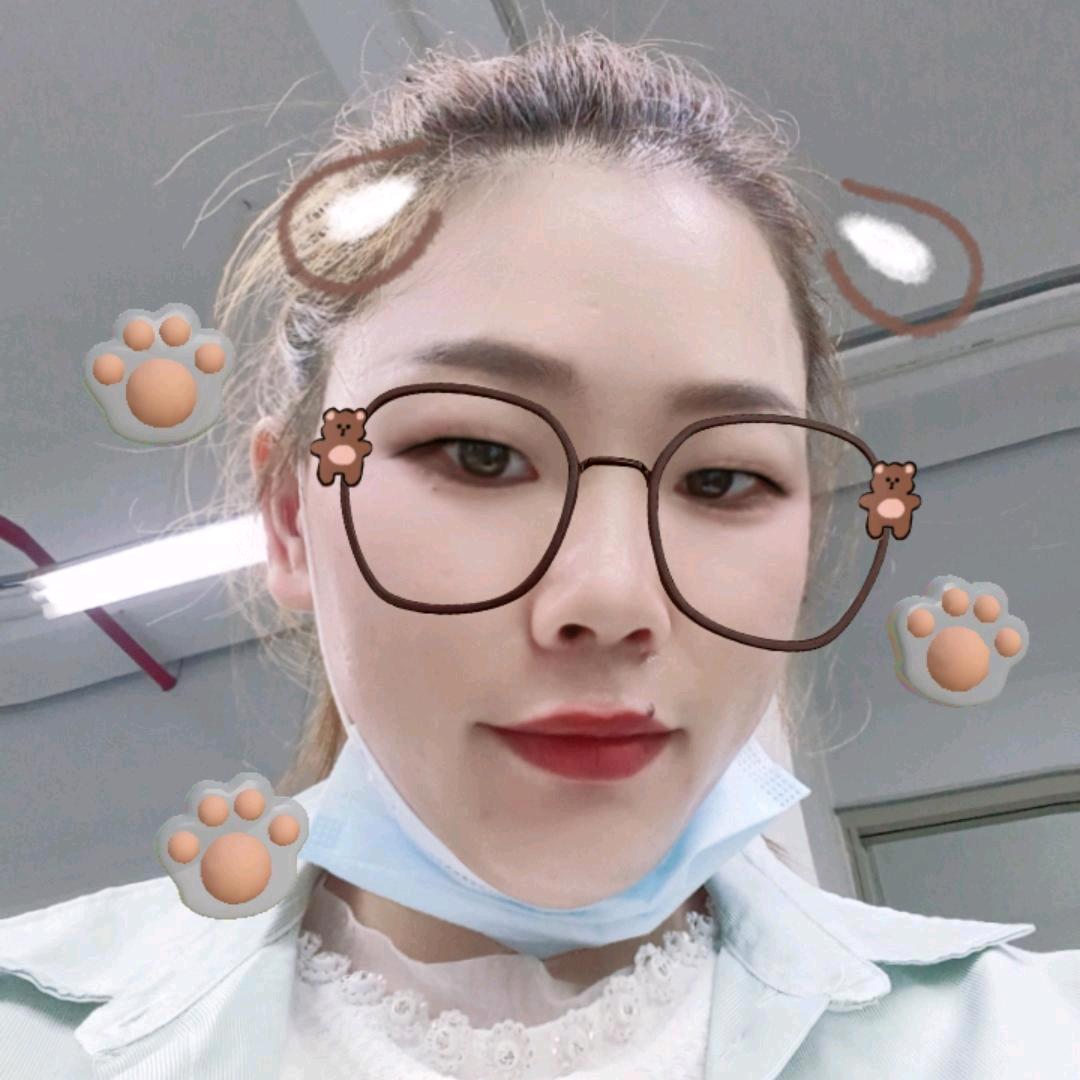 橘子味的小呆毛🍊