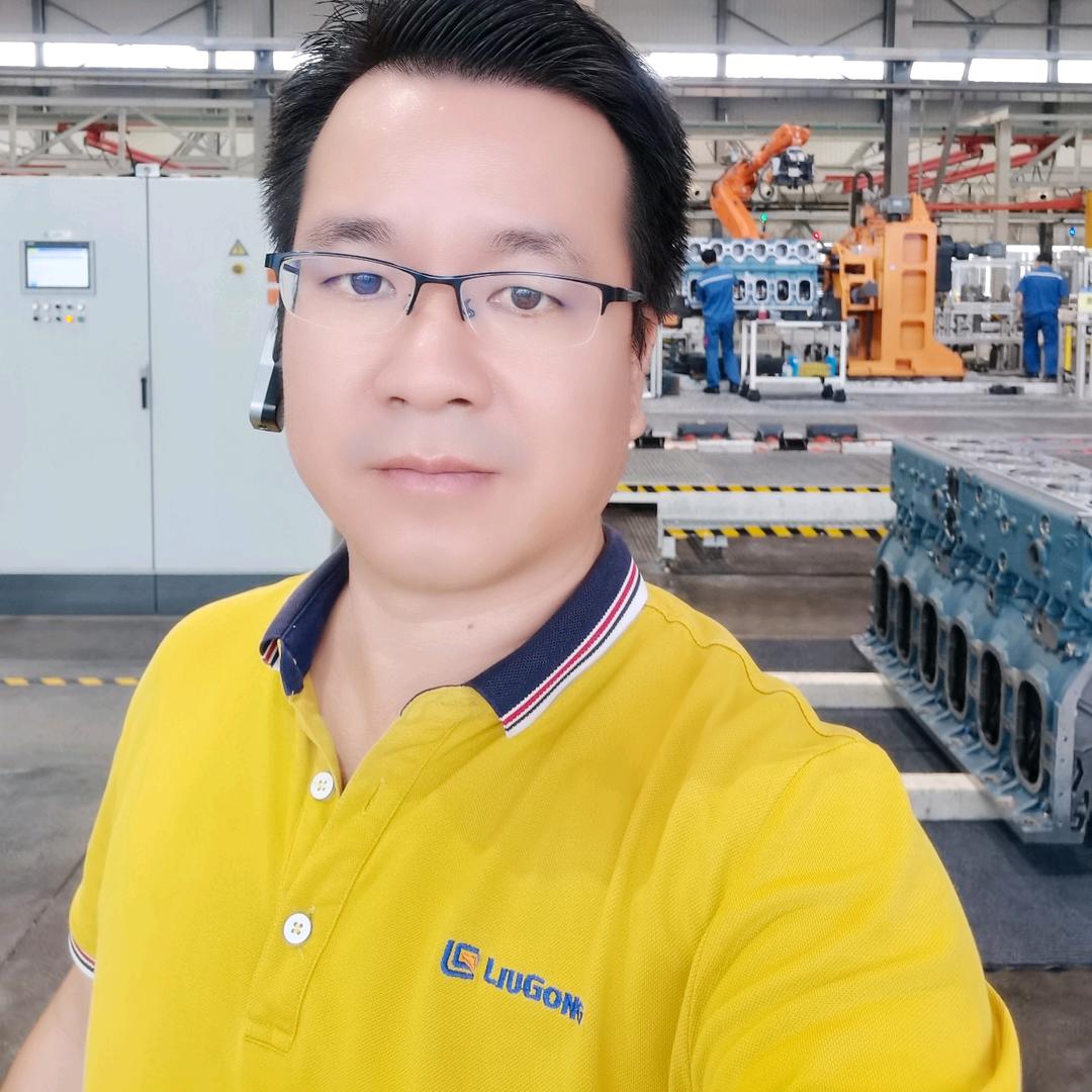 广西柳工机械设备黄大左