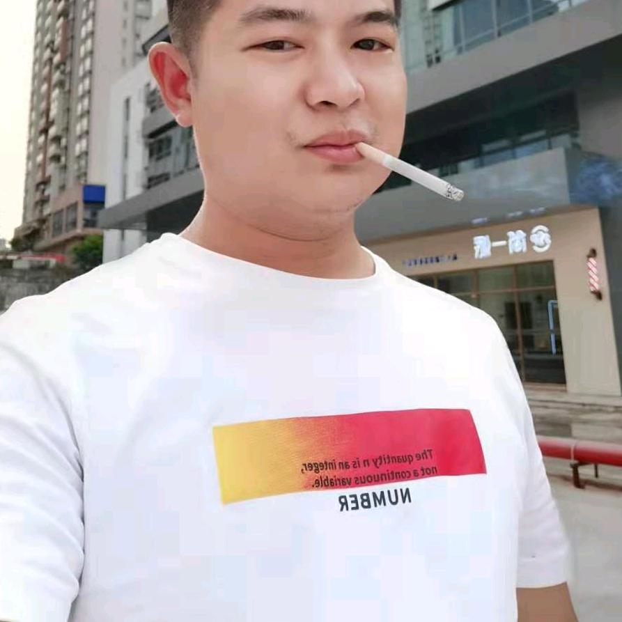 HUANG千帆服装！铭鹊鼠！
