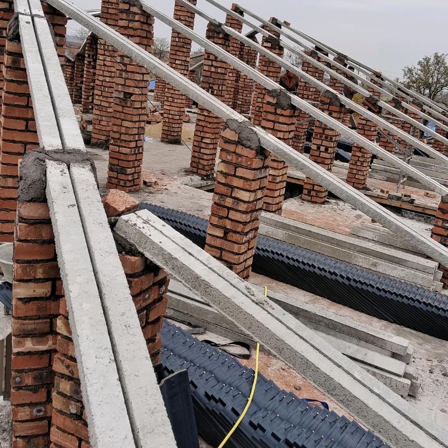 专业瓦房，水泥条，钢结构琉璃瓦