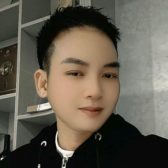 何情合李