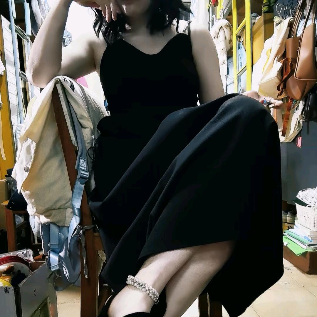 小甜甜女王S
