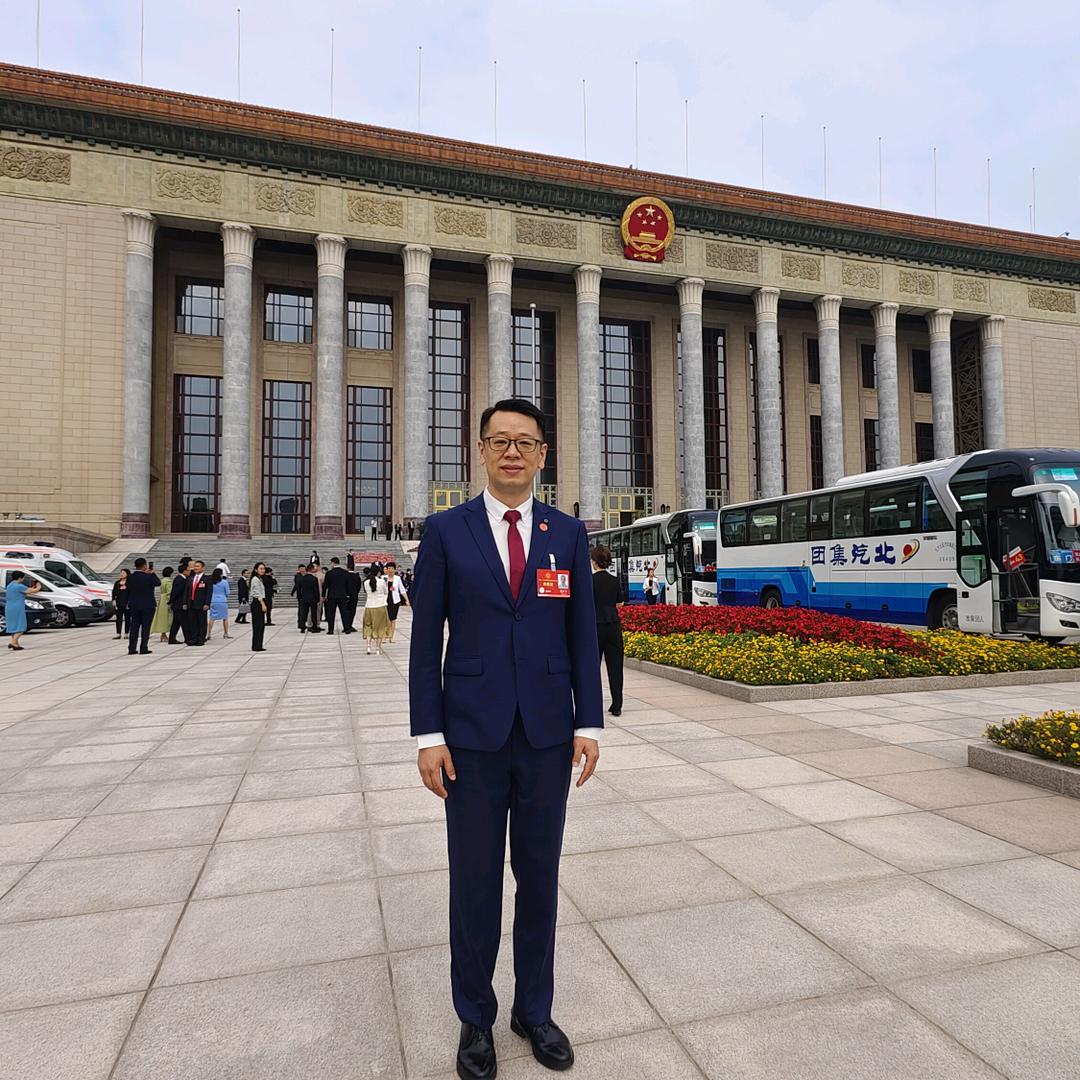 back曼巴叔叔