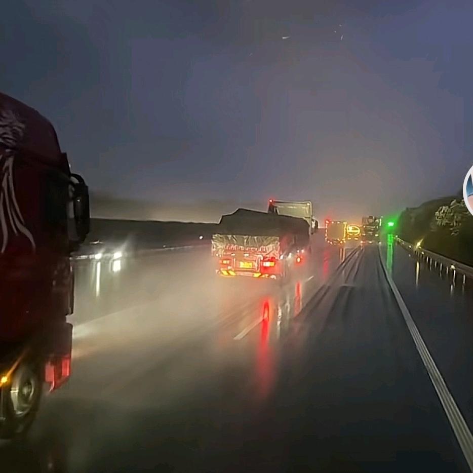 一人一车一世界@。