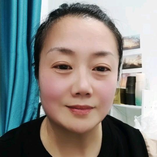 七彩虹天立鞋业．临颍县老城西街
