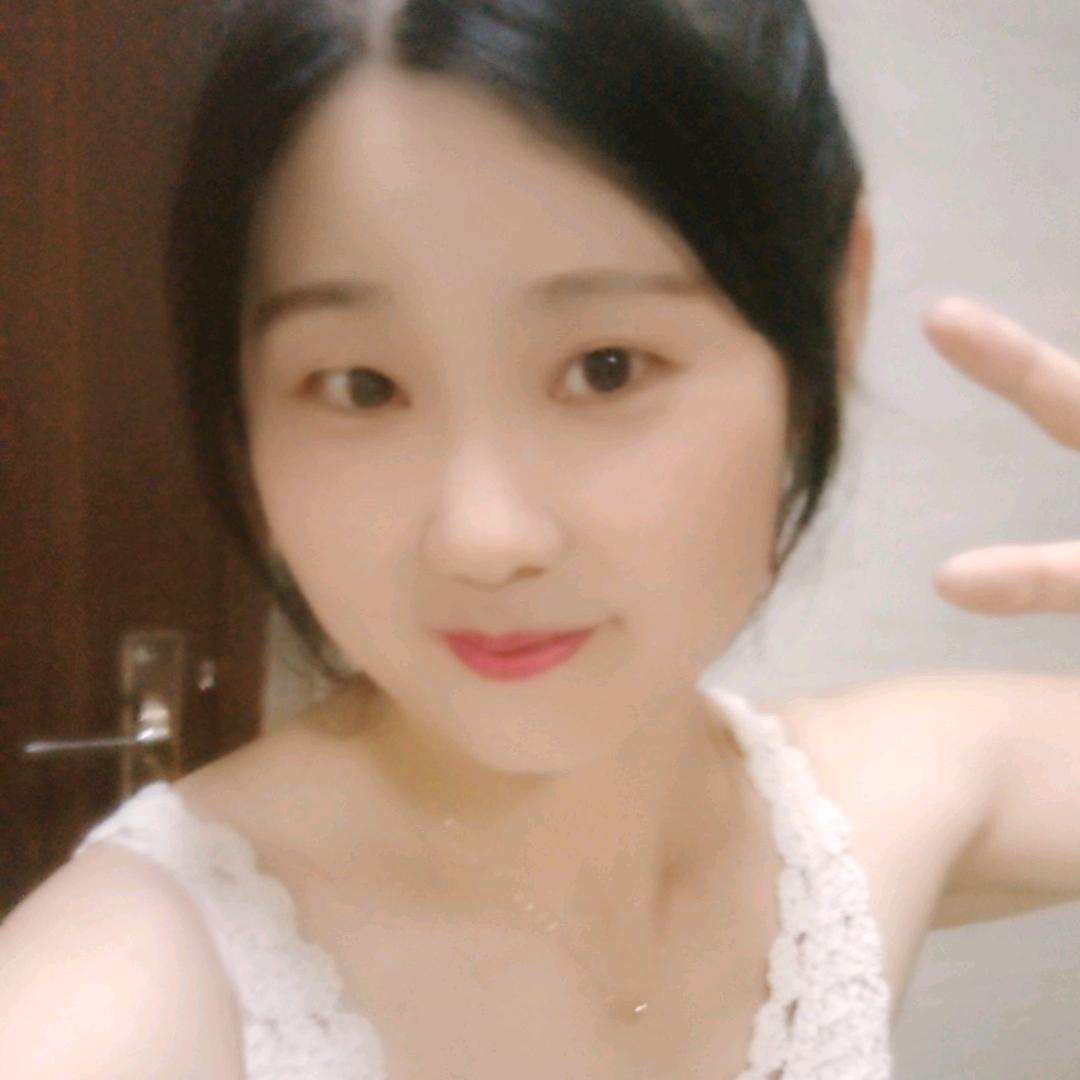 静静🎤  （晚上七点十分开播）