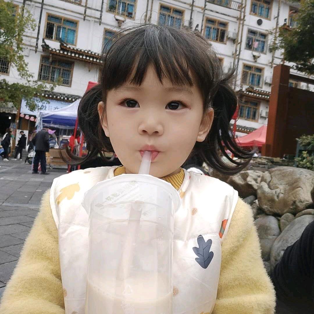 墨染轻裳