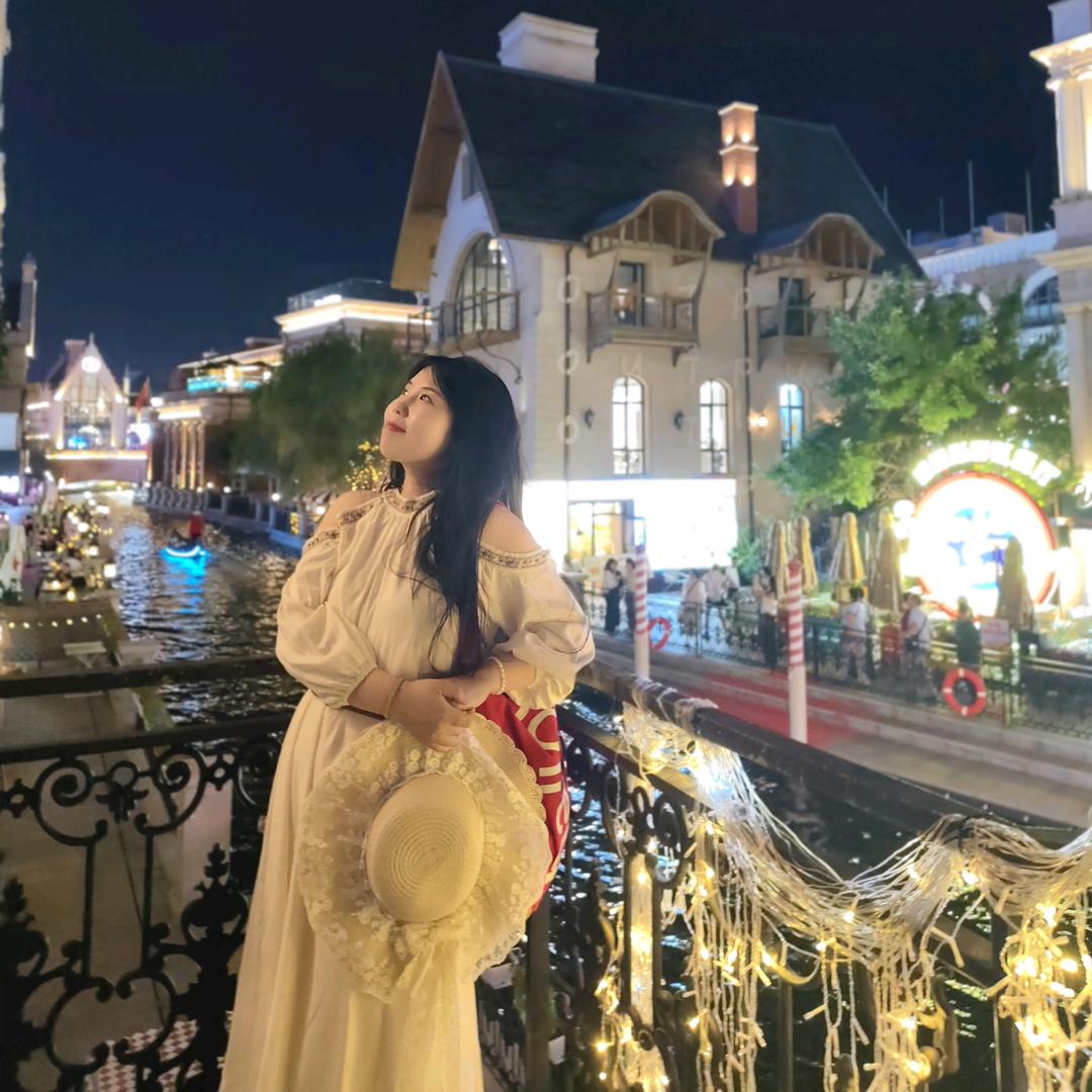 刘府二小姐。。