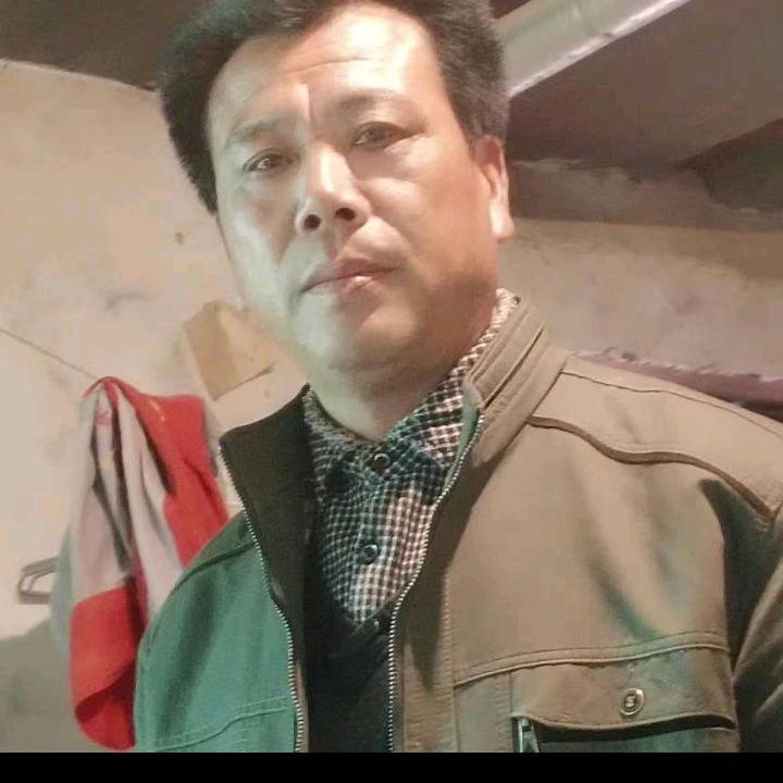 张哥。