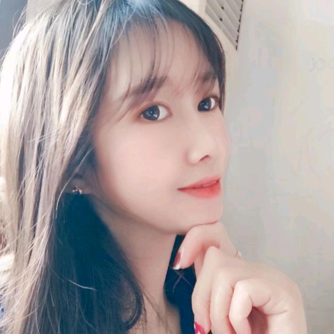 小梅子🌸 、