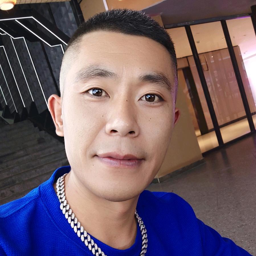 江湖民乐手-王珑