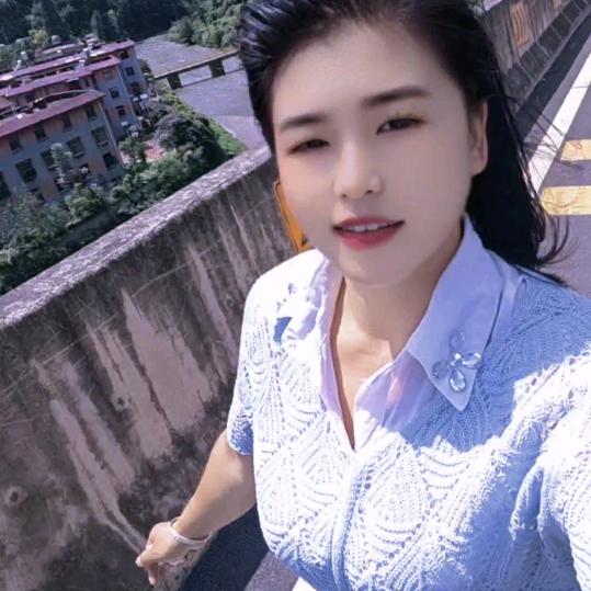幸福从来。不懂珍惜就不配拥有