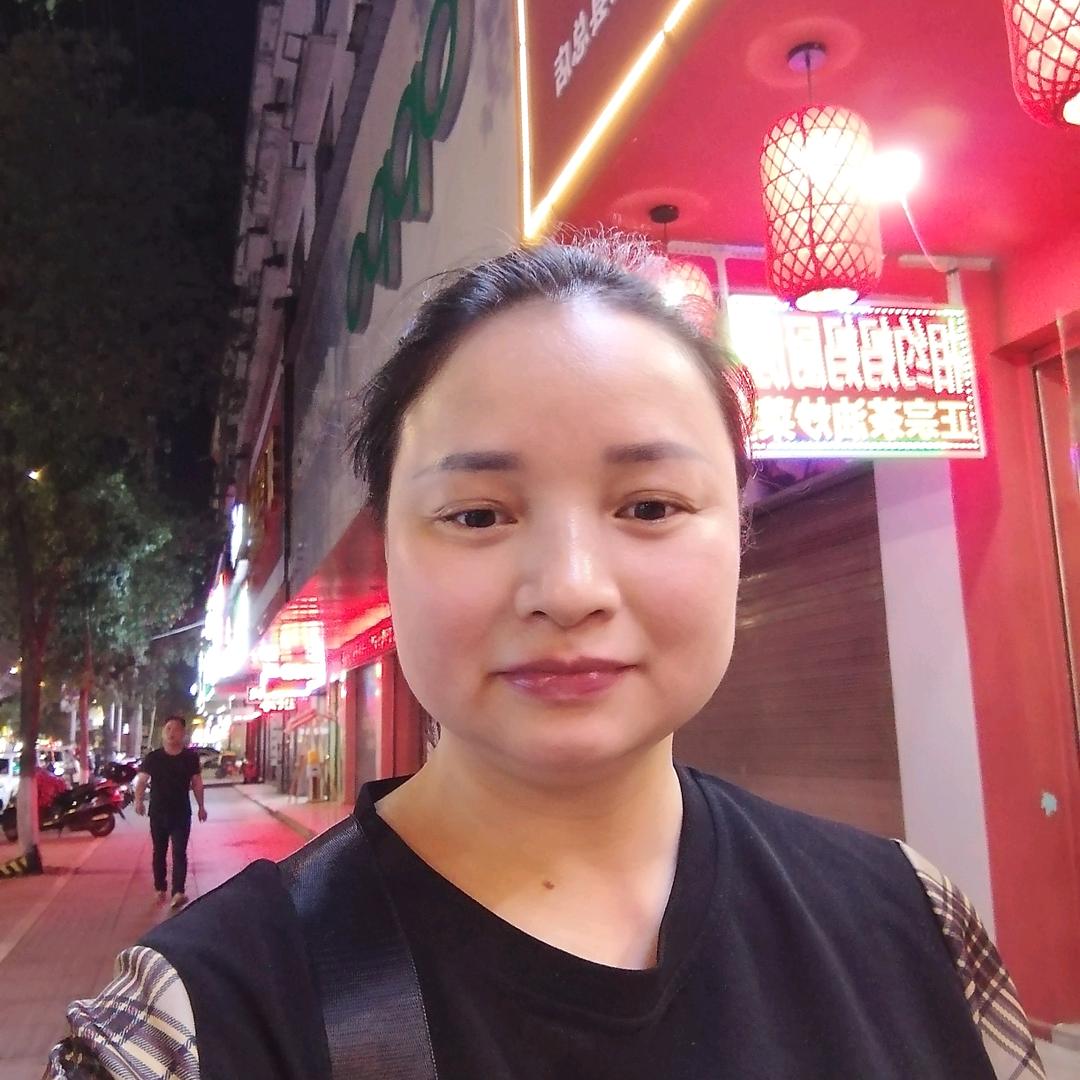 贺玲