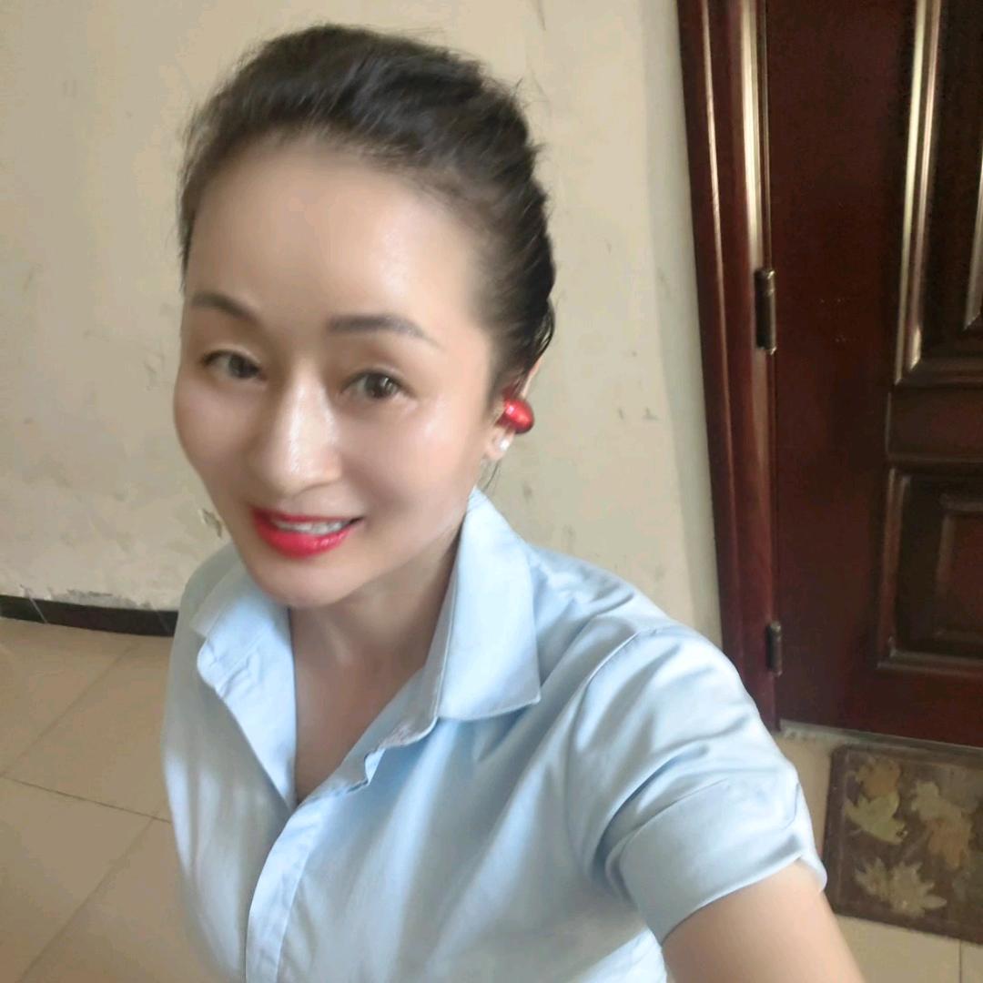2025蛇年顺顺发发，健健康康，平平安安