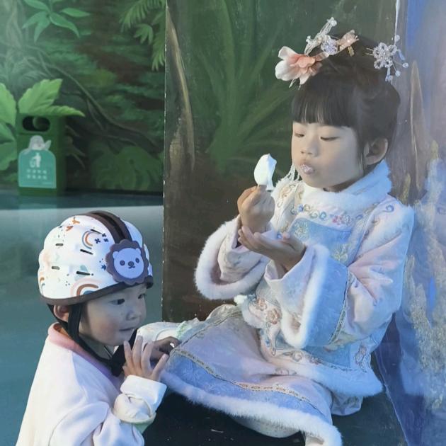 俩宝妈超会买