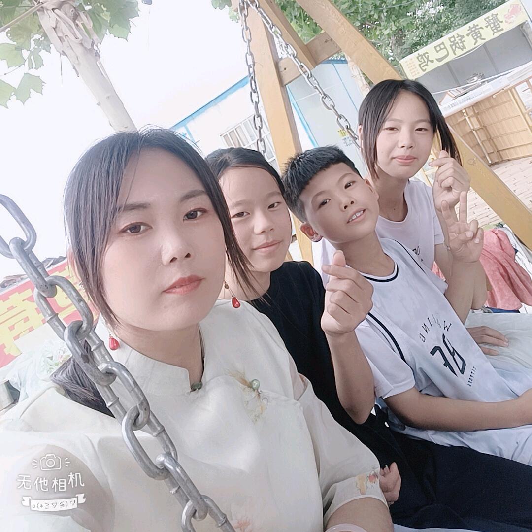三个孩子的妈妈  陈沙