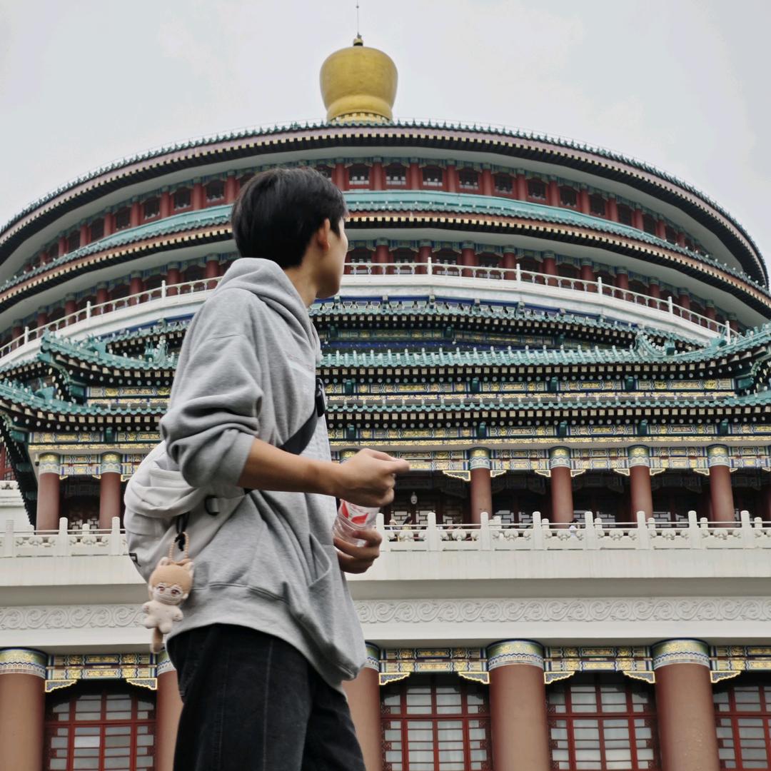 平平无奇廖小凡