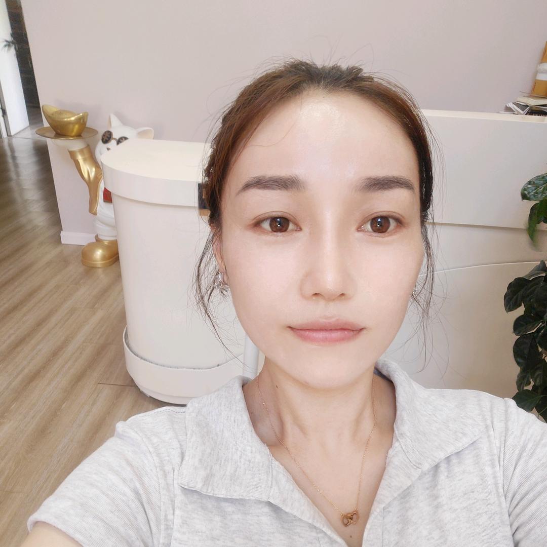 欣欣向阳。