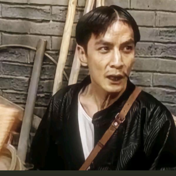 骑自行车不扙龙头