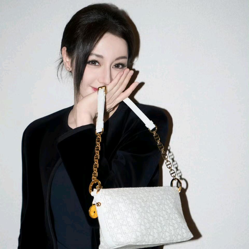 眨眨眼等落日巴.