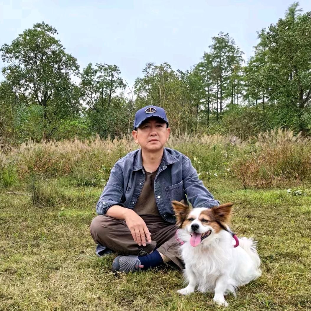 （平湖草堂）主人