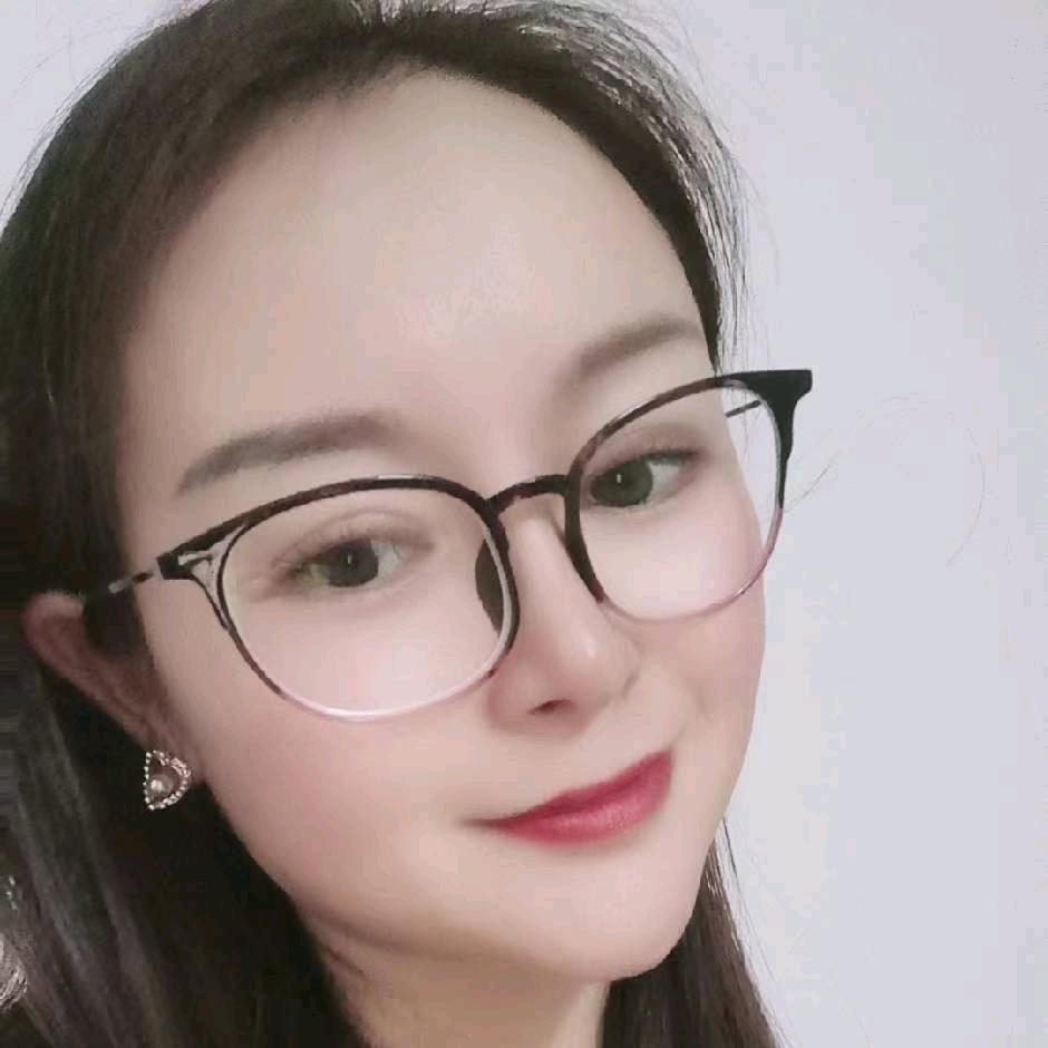 卢丽在佛山专注美容美发养生