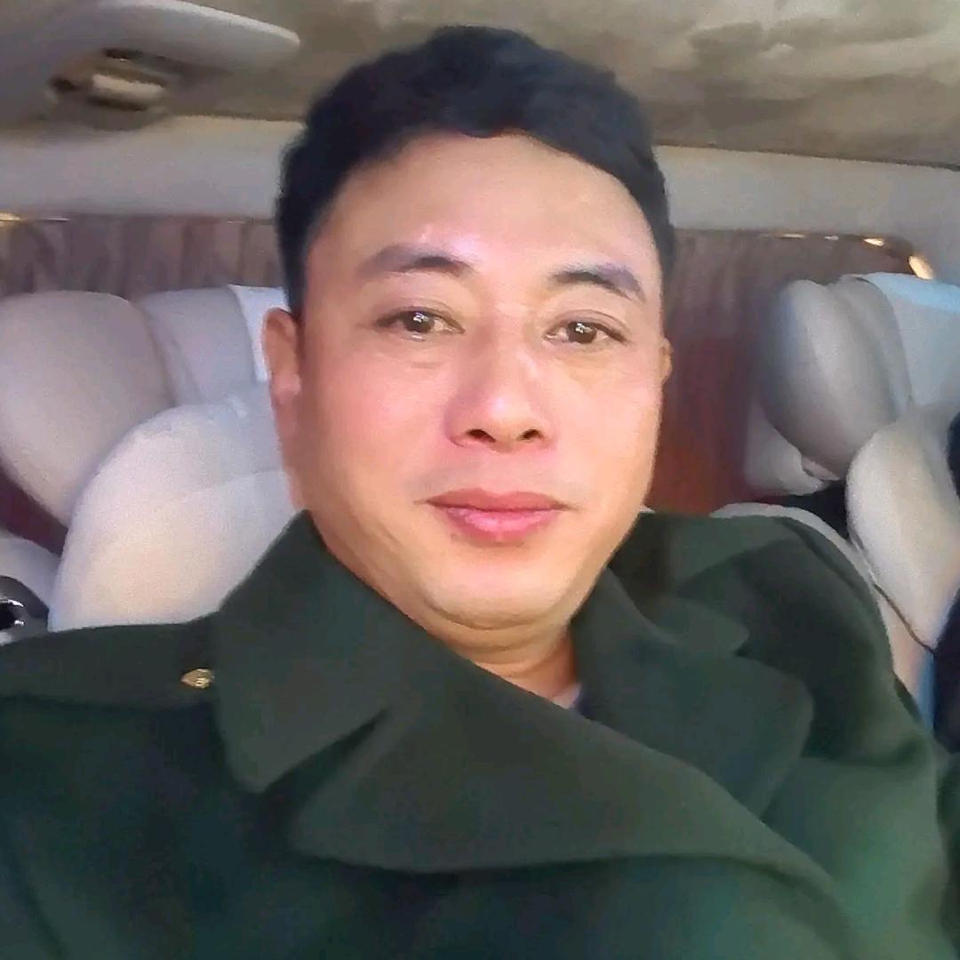 白玛飛飛亲弟弟