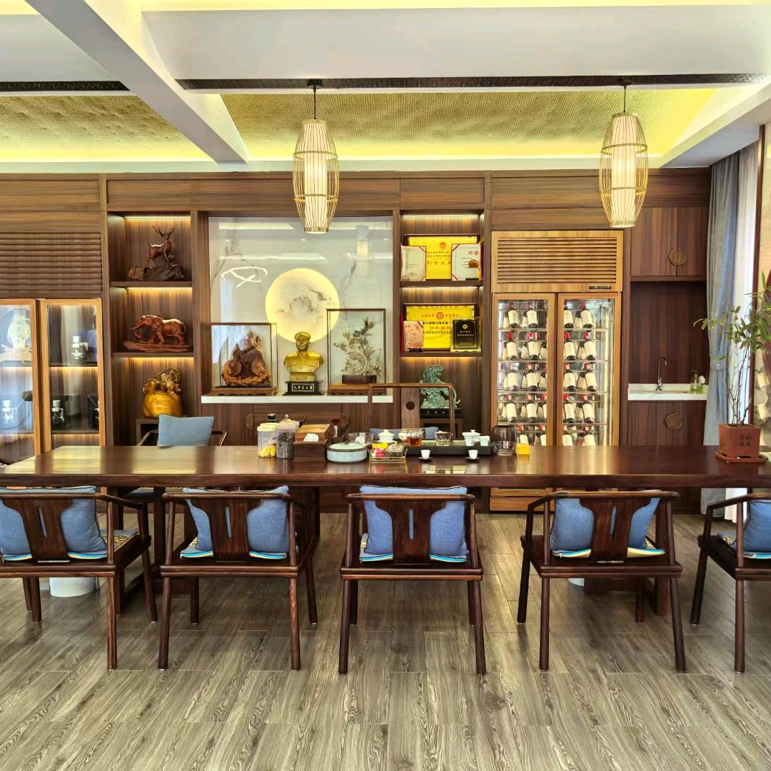 龚先生_专业高端红木定制