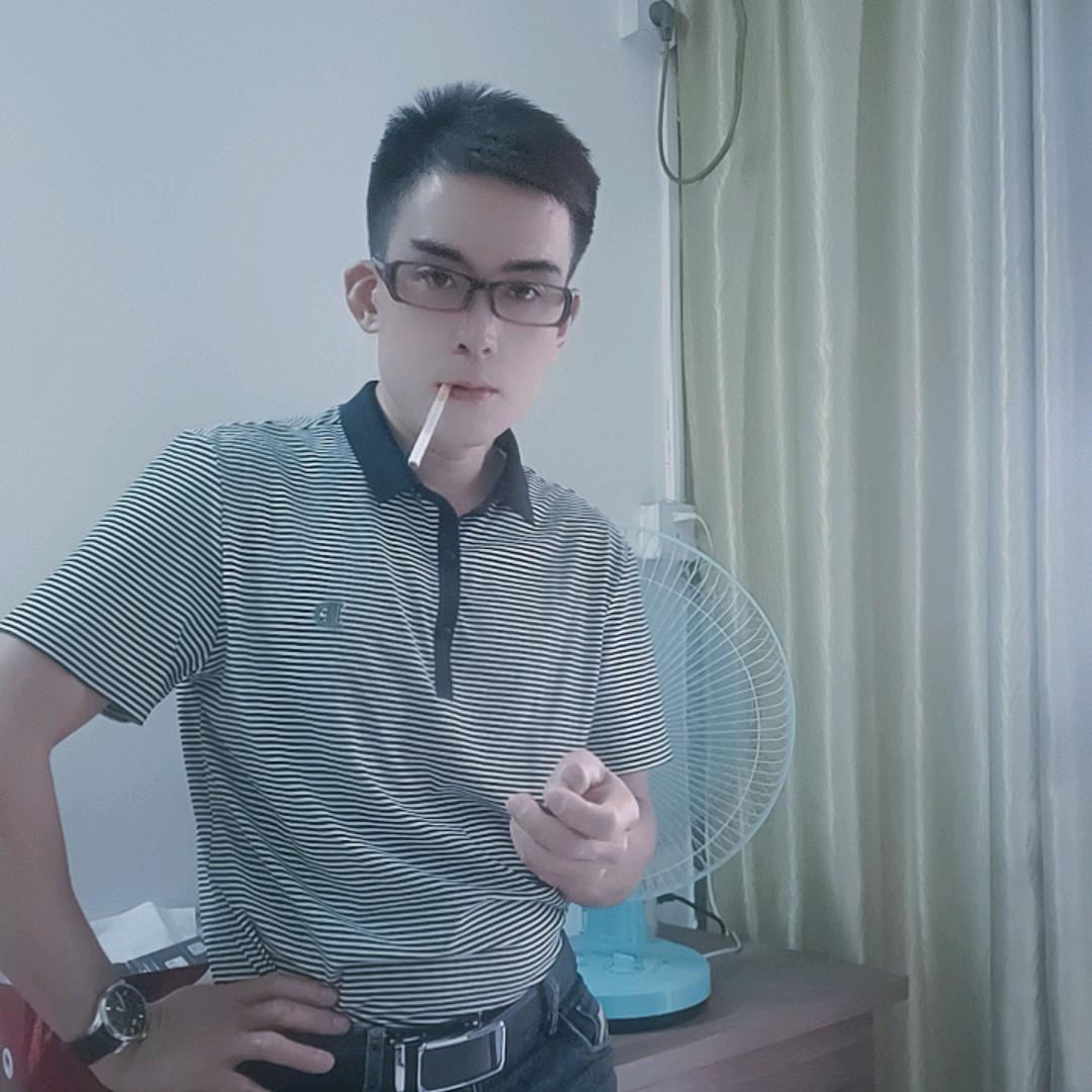 《富翔》