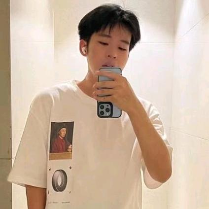 李裕彤