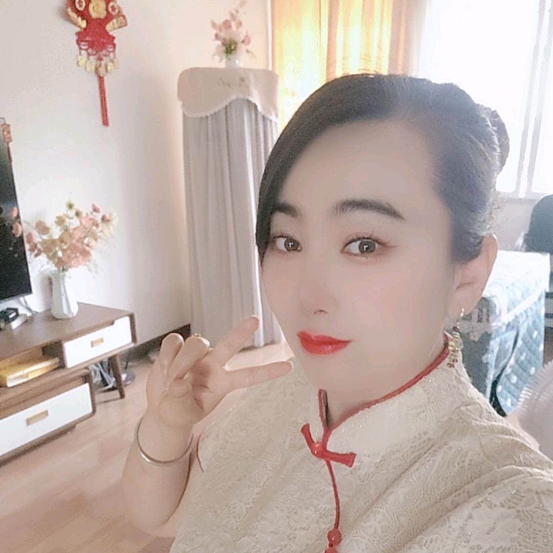 快乐的中年少女