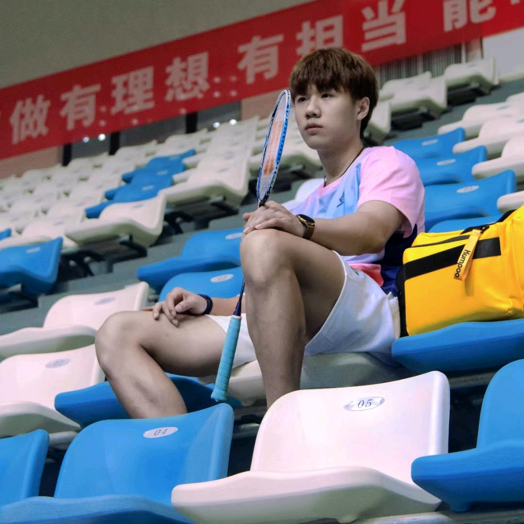 刘老师羽毛球🏸