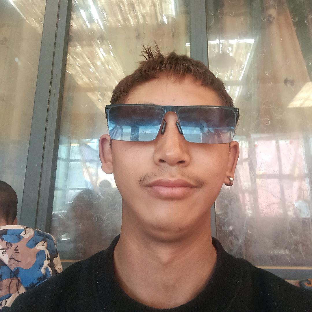 阿格。西藏阿里地区219国道叶孜新藏公路