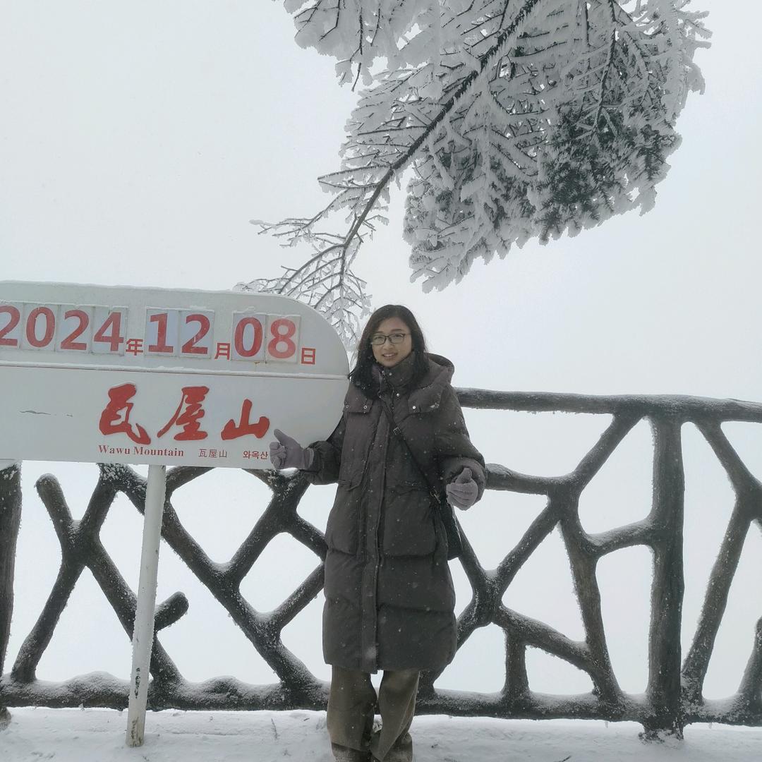 王德容