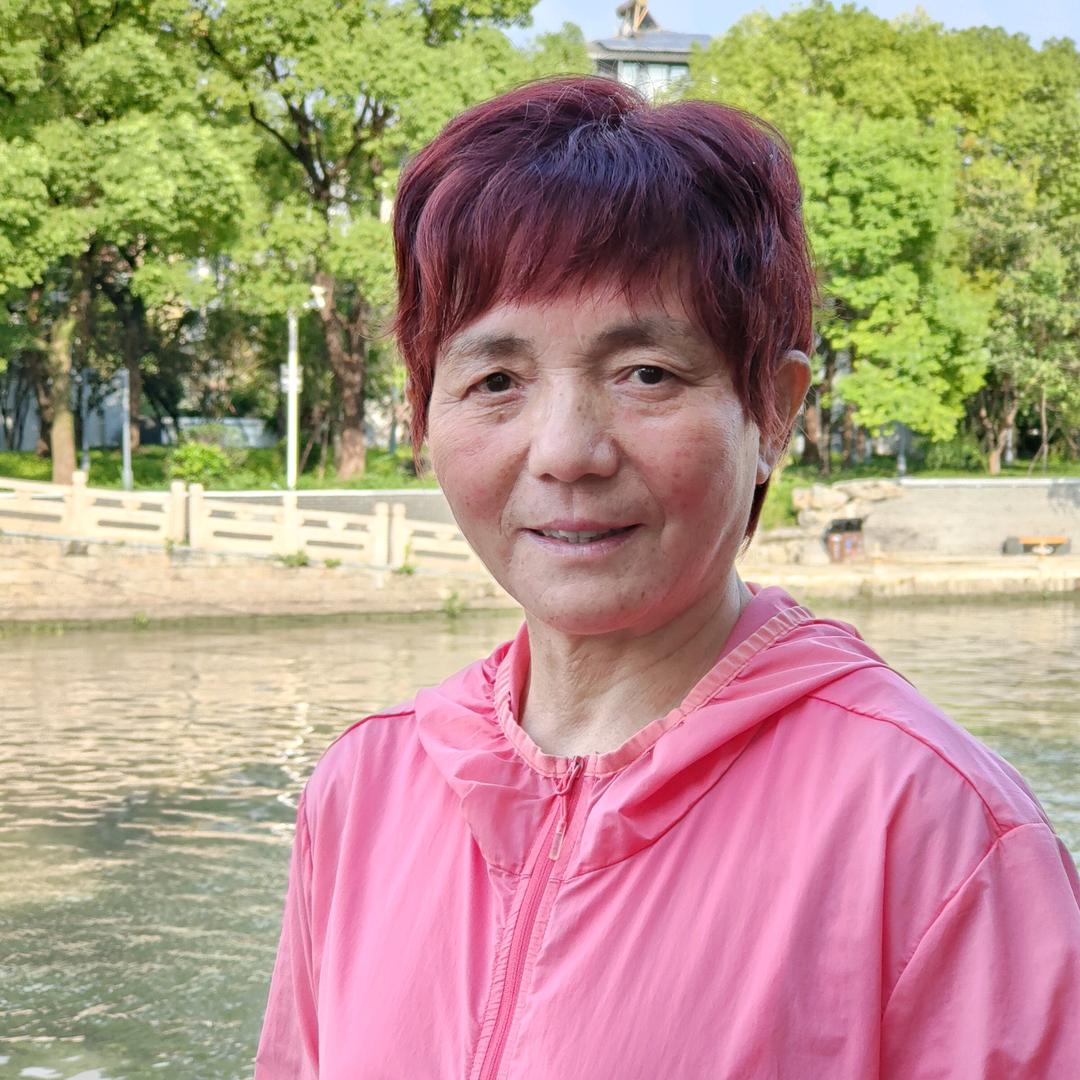 新菱姐1(早6:18)