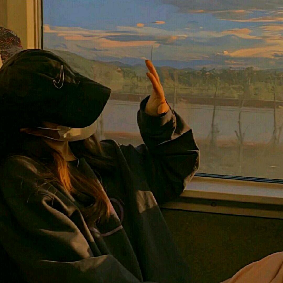 (⌯︎¤̴̶̷̀ω¤̴̶̷́)✧︎