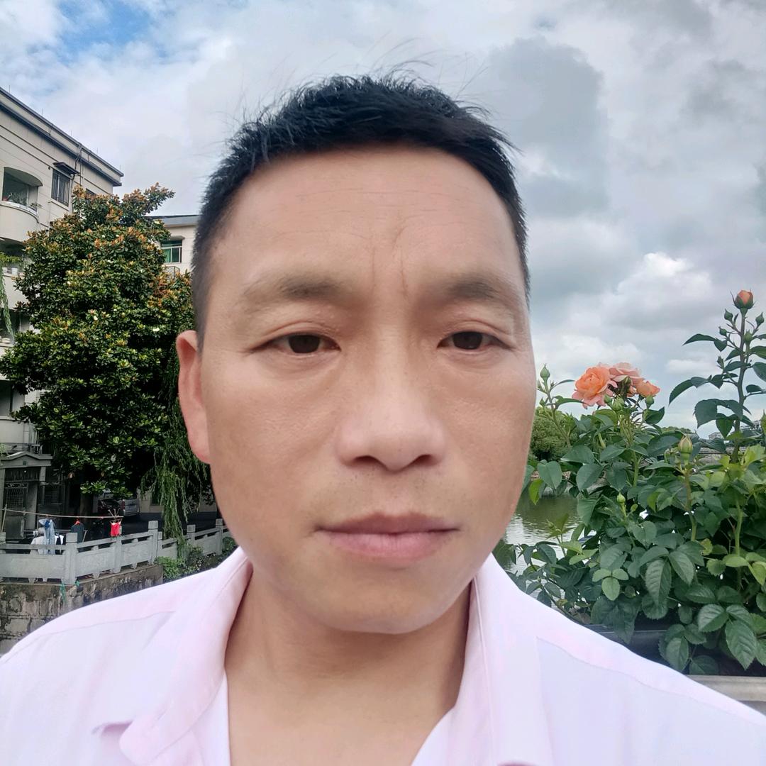装修贴砖小刘