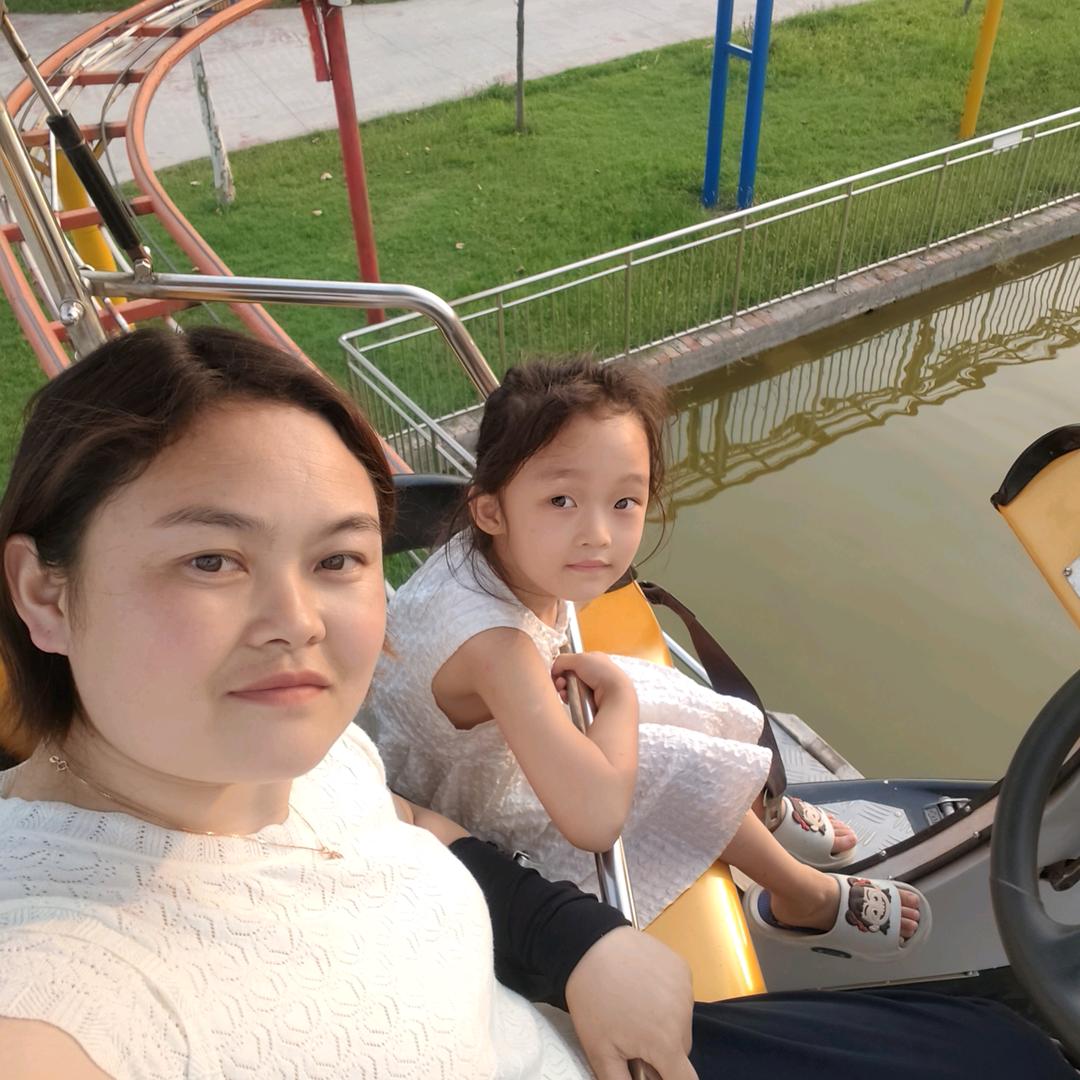 王哲系统门窗玻璃门