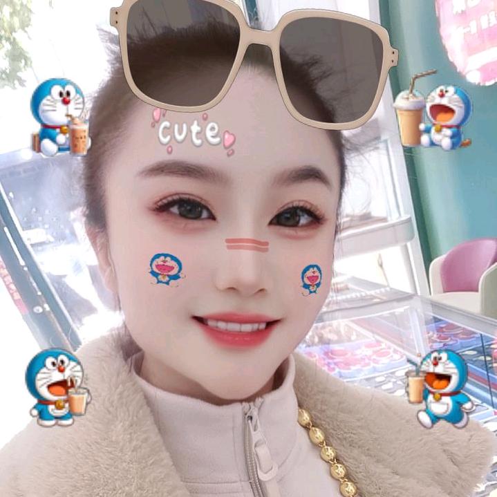 云龙万达换氏珠宝   盈盈