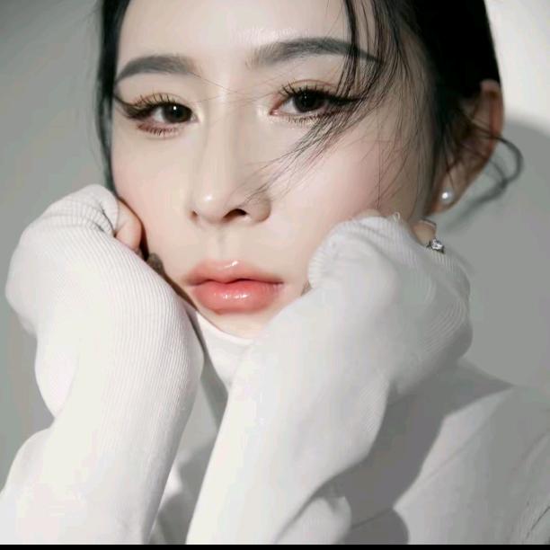 焦思文～时尚穿搭