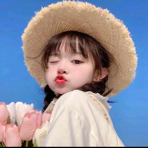 🌈双子座🍓毛毛👧爱吃草莓蛋糕 🍰