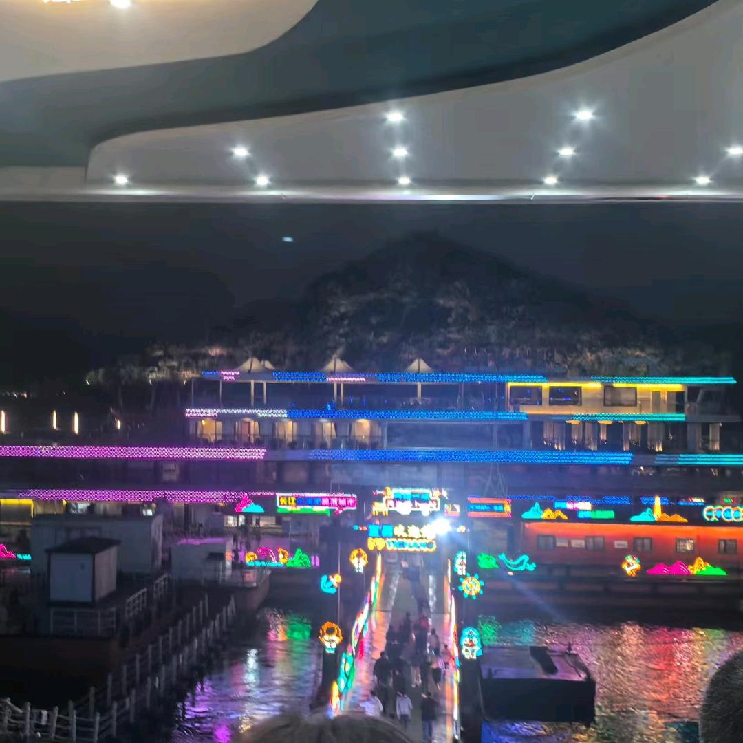 🚬ᥫᦸ九月的ᐝ有盛🥰🥰