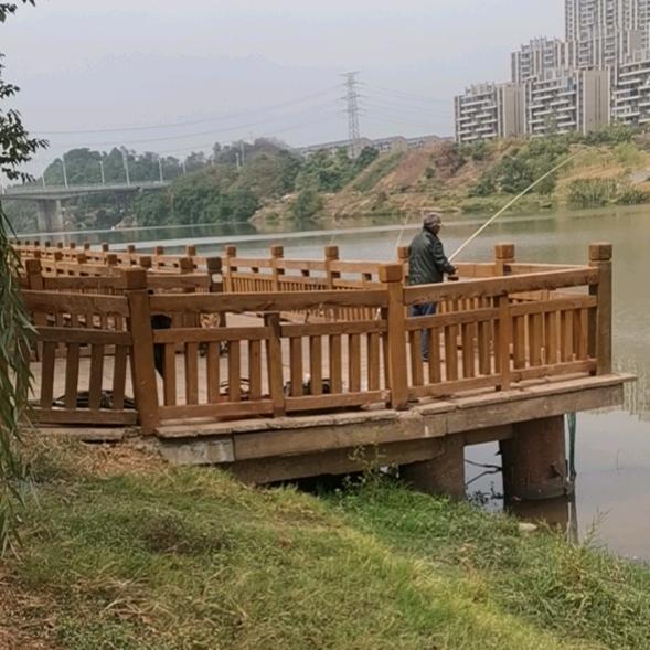 小扬