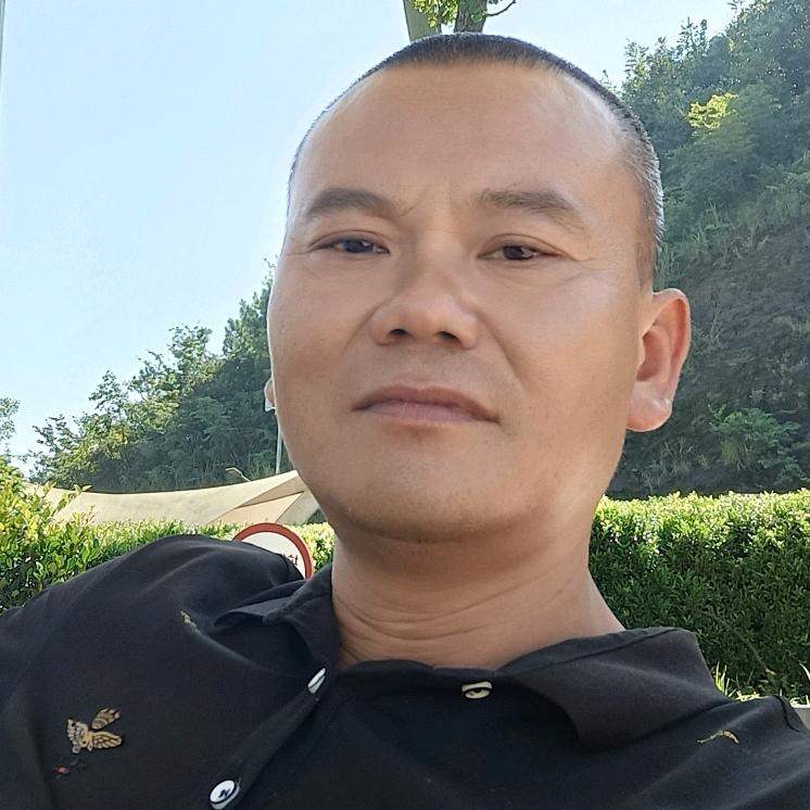 板辽草莓采摘园