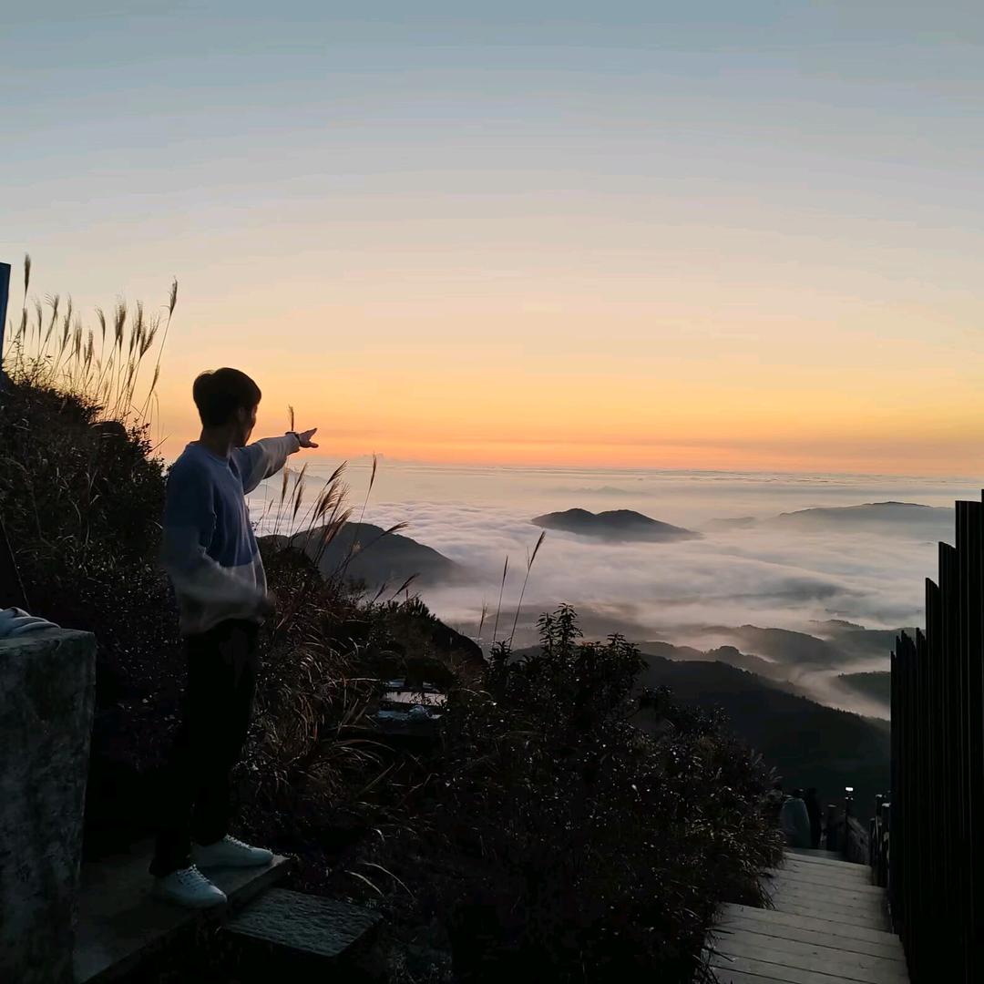 ╰X𝖚𝓒 ♡⃝ 健偉✧