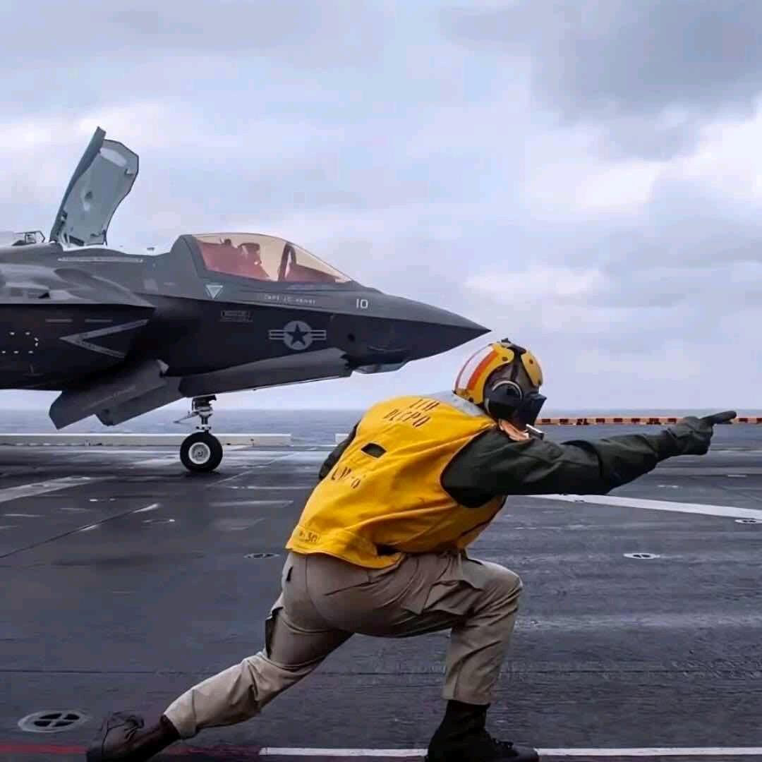 黑猫休闲俱乐部